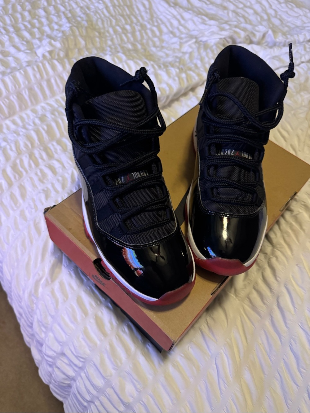 *Like New* Air Jordan 11 Retro Bred (Men’s)
